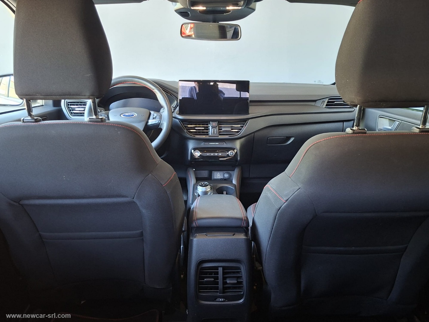 Kuga 2.5 FHEV 180 CV CVT 2WD Titanium - immagine 12