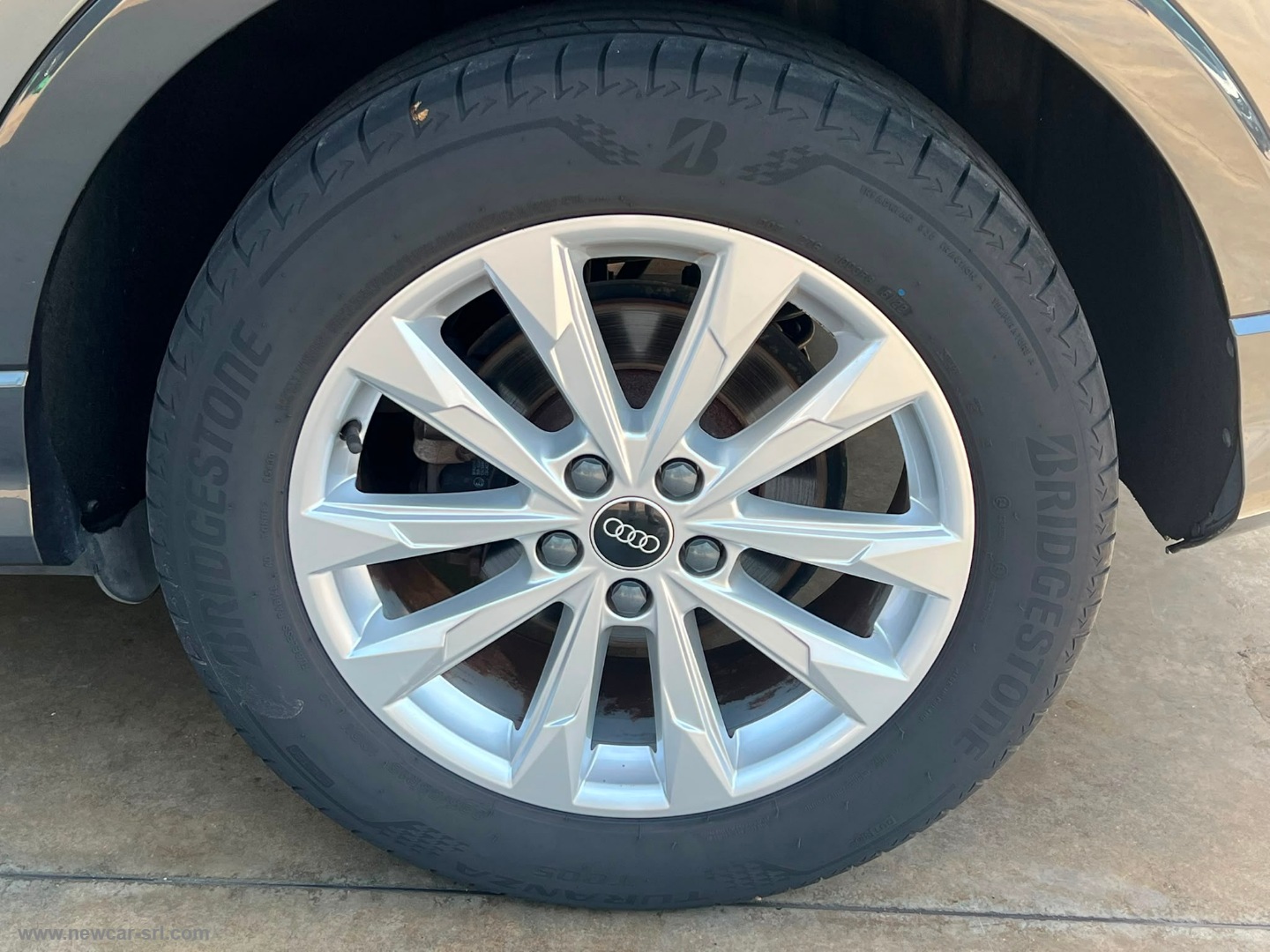 Q3 SPB 35 TDI S tronic Identity Black - immagine 12