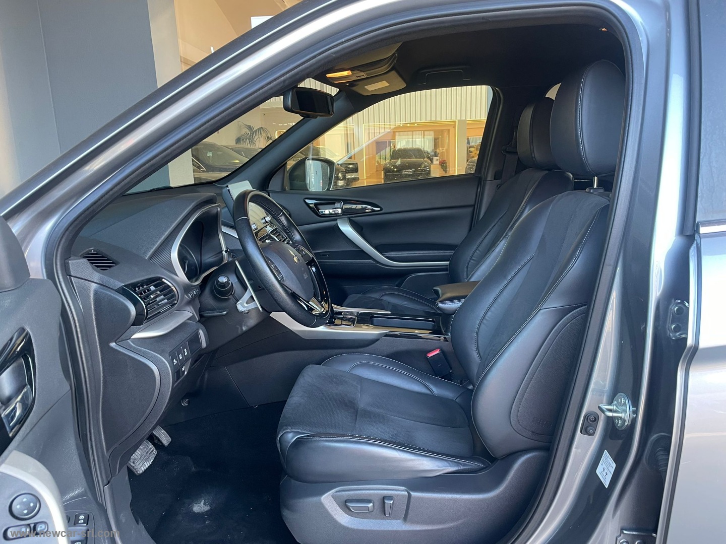 Eclipse Cross 2.4 4WD PHEV Instyle SDA - immagine 12