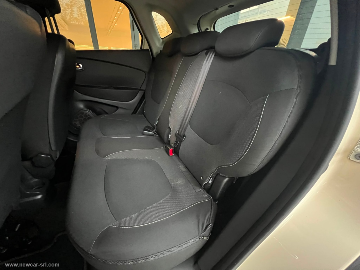 Captur 1.5 dCi 8V 90 CV S&S Live - immagine 12