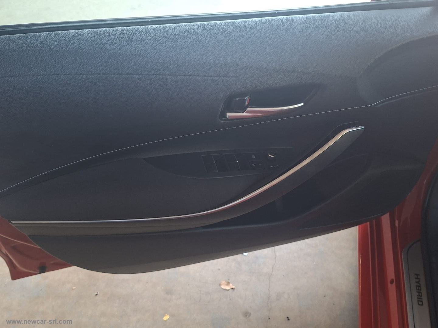 Corolla 1.8 Hybrid Active - immagine 12