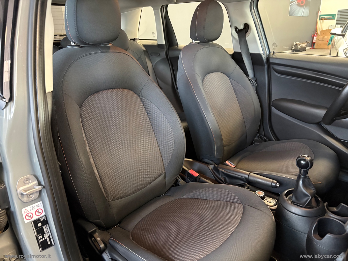 Mini Cooper 5 porte - immagine 12