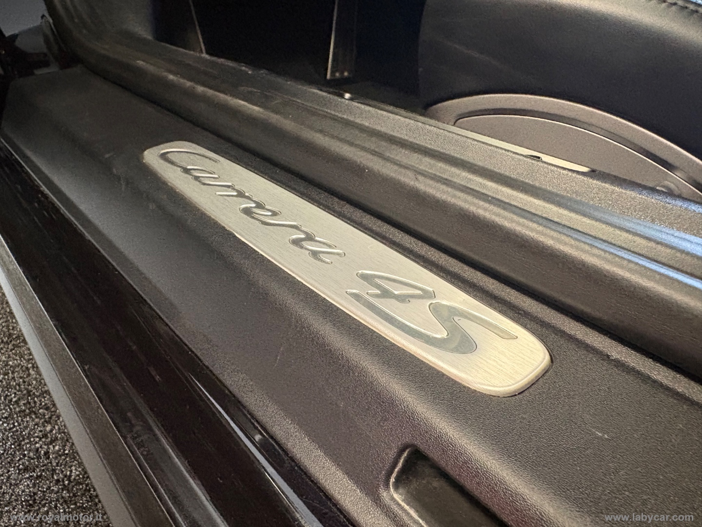 911 3.8 Carrera 4S Coupé GARANZIA UFFICIALE PORSCHE 01-2027 - immagine 12