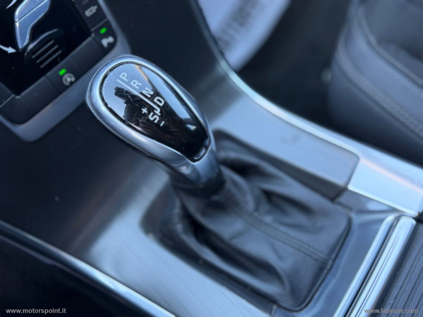 XC60 D4 Geartronic Kinetic - immagine 12