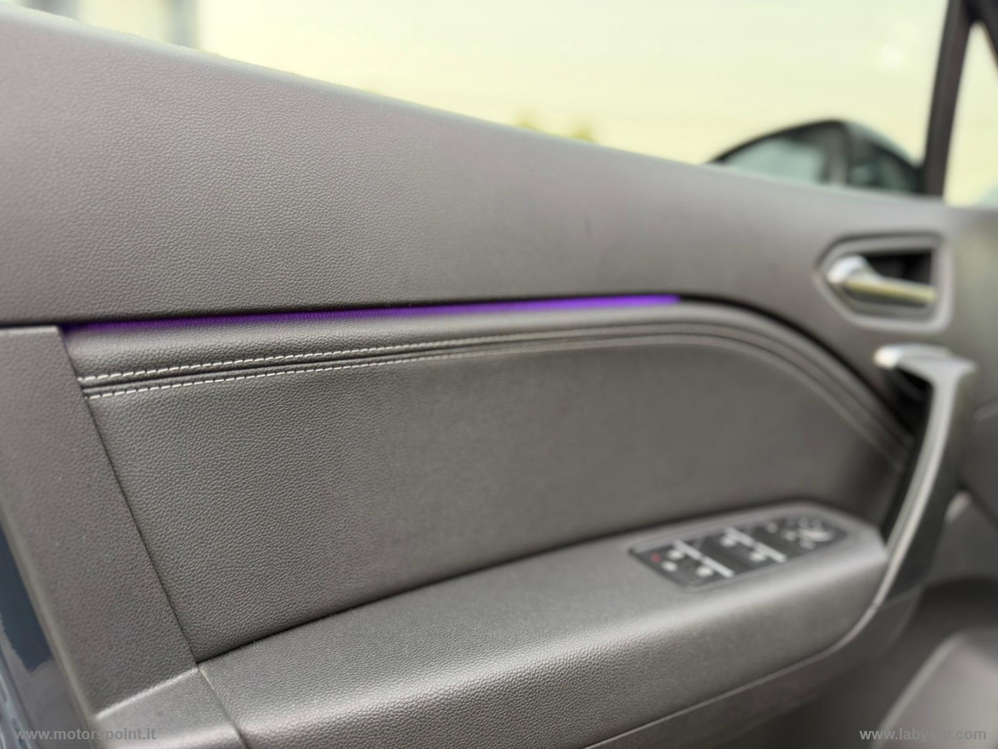 Captur TCe 100 CV GPL Techno GPL - immagine 12