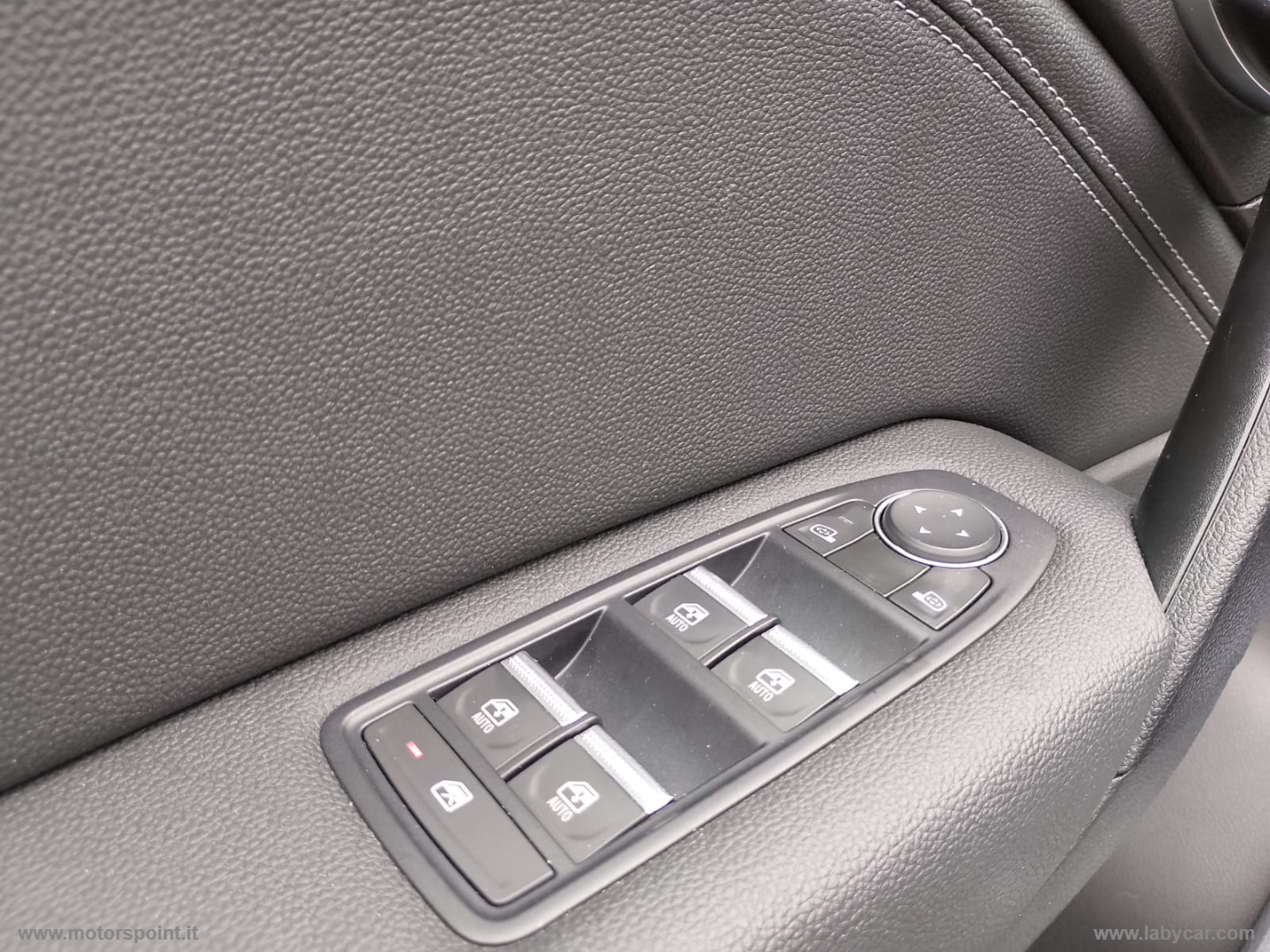 Captur TCe 100 CV GPL Techno SOLO 29.000 KM! - immagine 12