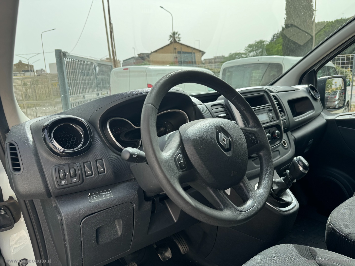 Vivaro 2.0dCi 120CV Furgone Ice anno 2020 - immagine 12