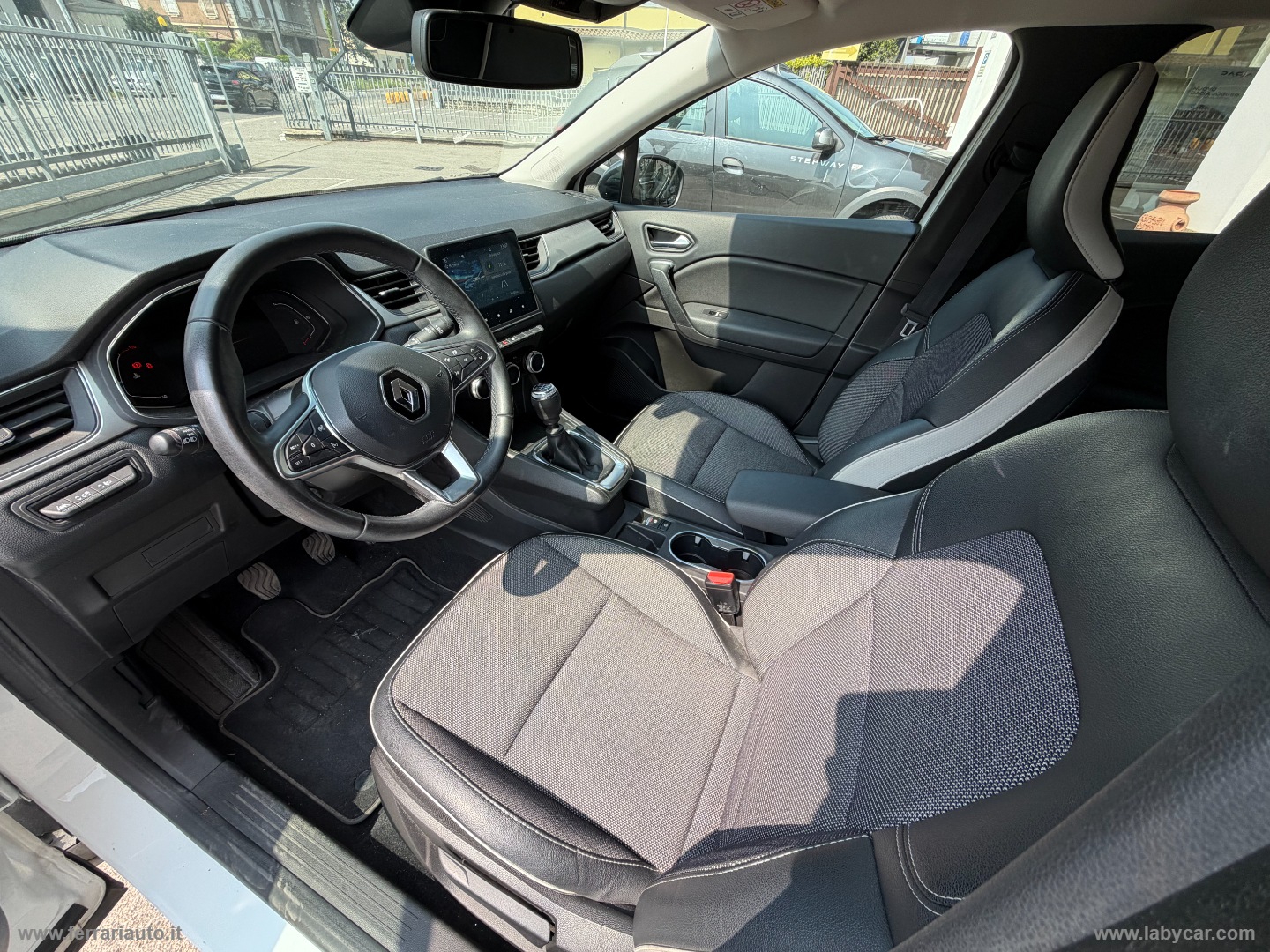 Captur TCe 12V 90 CV Intens - immagine 12