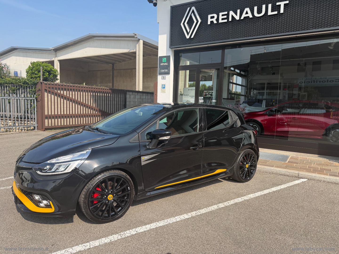 Clio TCe 220 EDC R.S. Trophy RS18 EDIZIONE LIMITATA!! - immagine 12