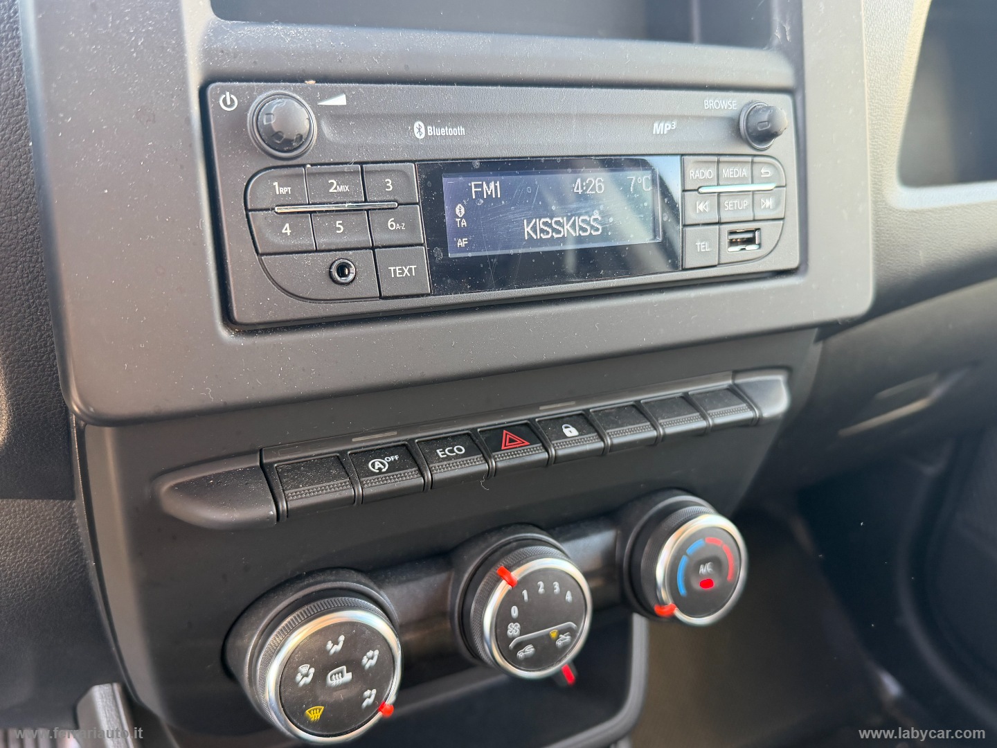 Express 1.5 Blue dCi 95 Van - immagine 12