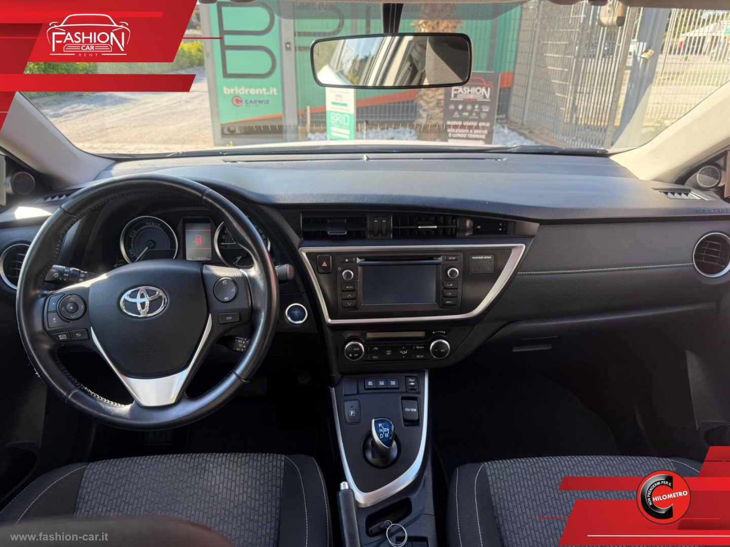 Auris TS 1.8 Hybrid Lounge - immagine 12