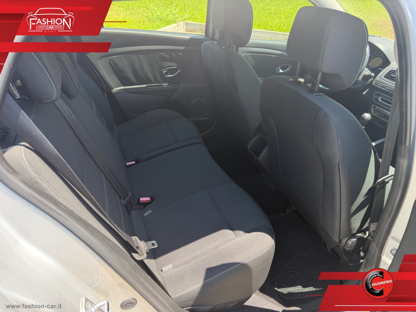 Mégane 1.5 dCi 110 CV SporTour Limited - immagine 12