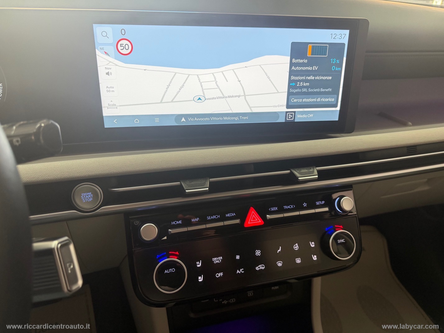 Tucson 1.6 PHEV 4WD aut. Exellence-TETTO APRIBILE-GAR.5 ANNI - immagine 12