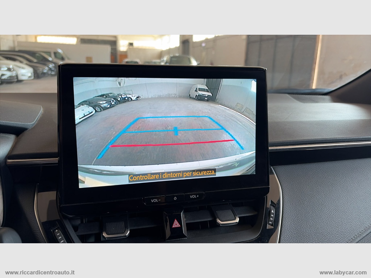 Corolla Active 1.8 Hybrid TS - immagine 12