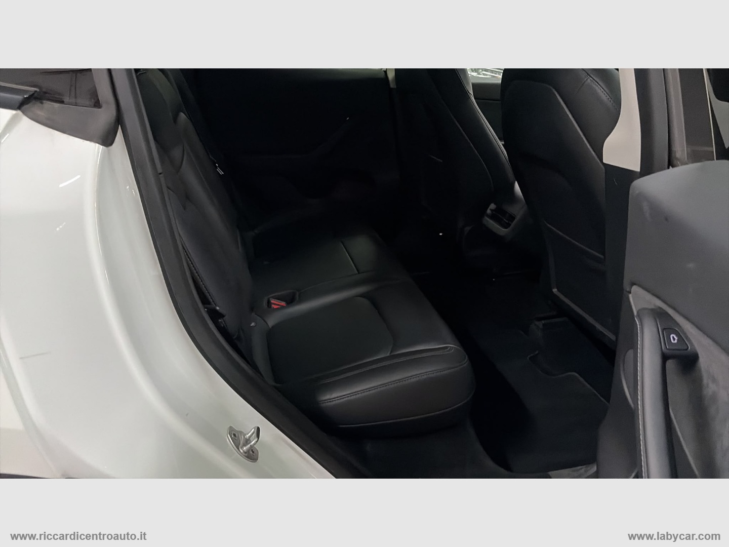 Model Y Long Range AWD - immagine 12