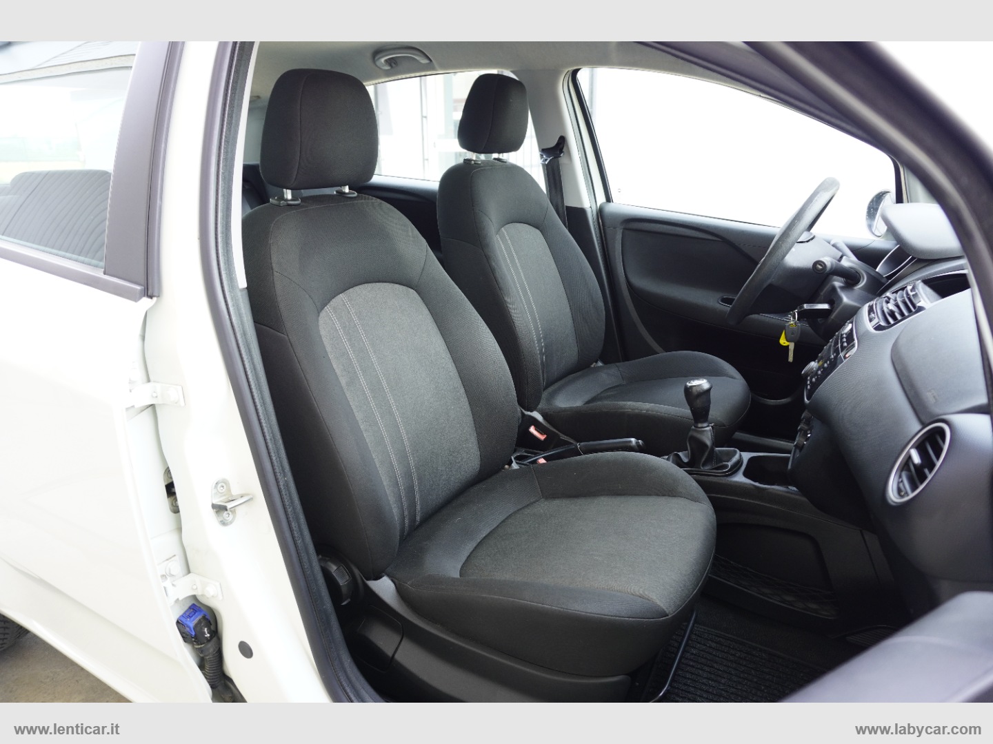 Punto 1.3 MJT II 75 CV 5p. Street - immagine 12