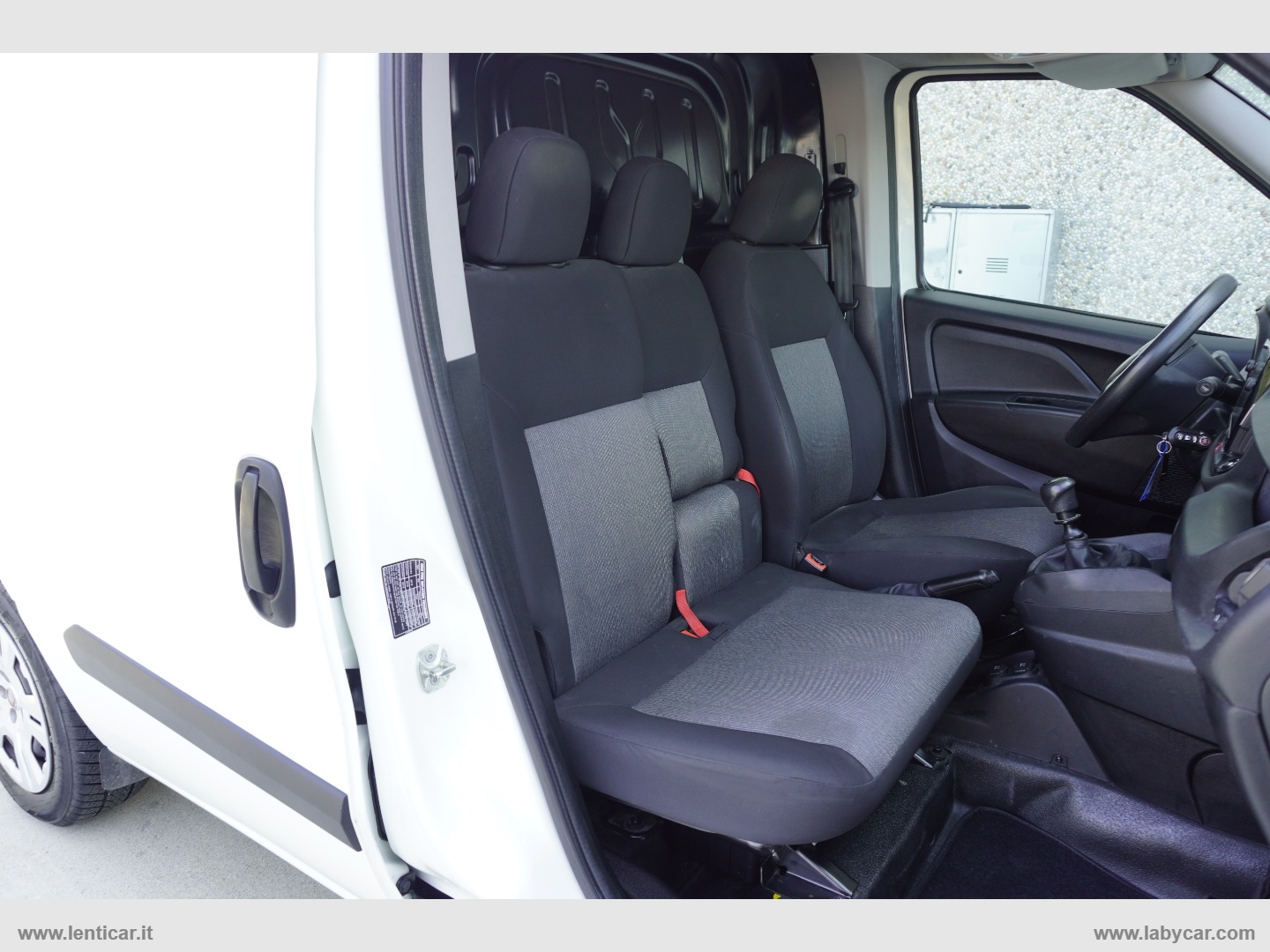 Doblò 1.6 MJT 105CV PC-TN Cargo Lounge 3 Posti - immagine 12