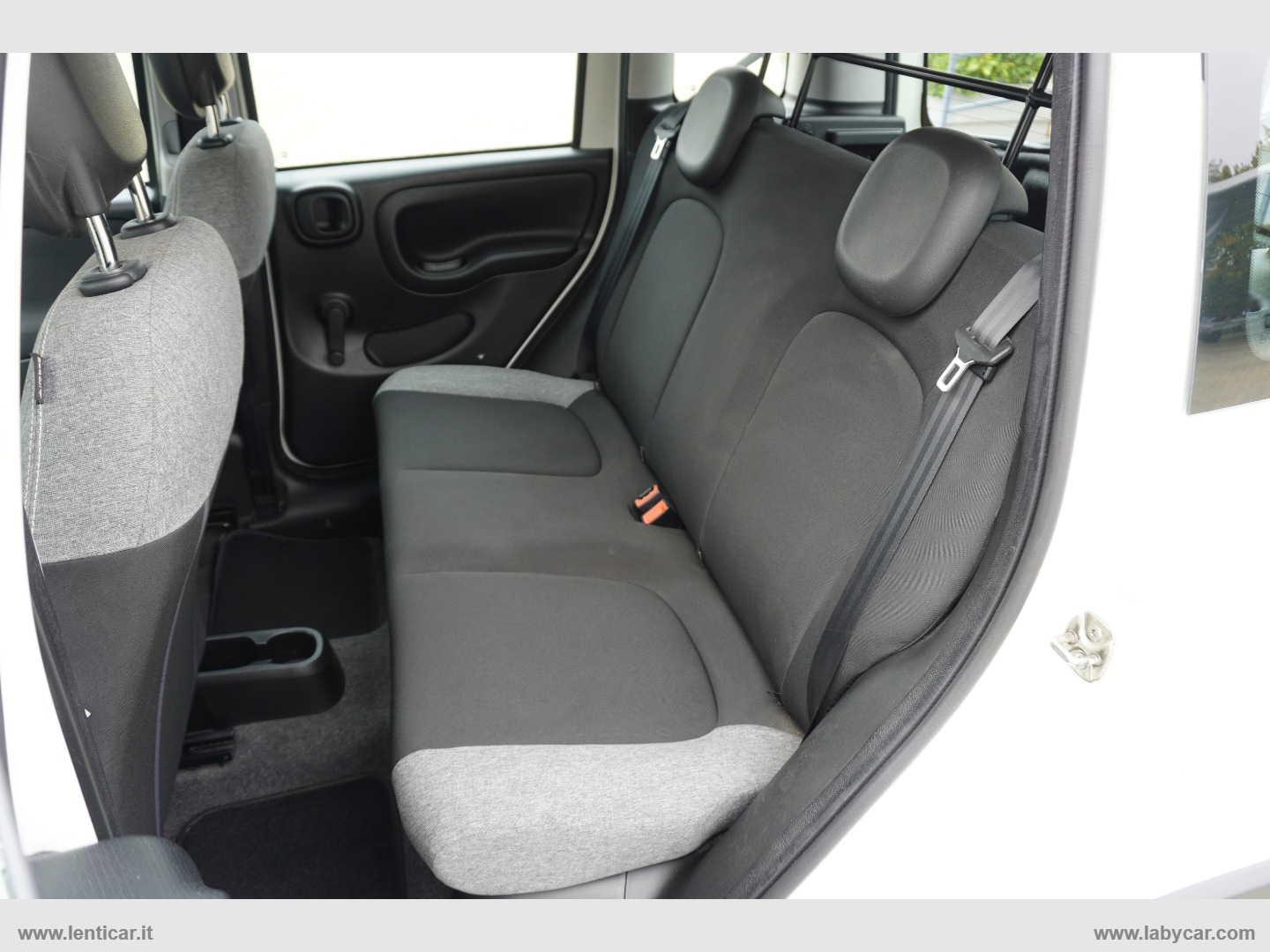 Panda 1.0 GSE Hybrid Street Van 4 p.ti - immagine 12