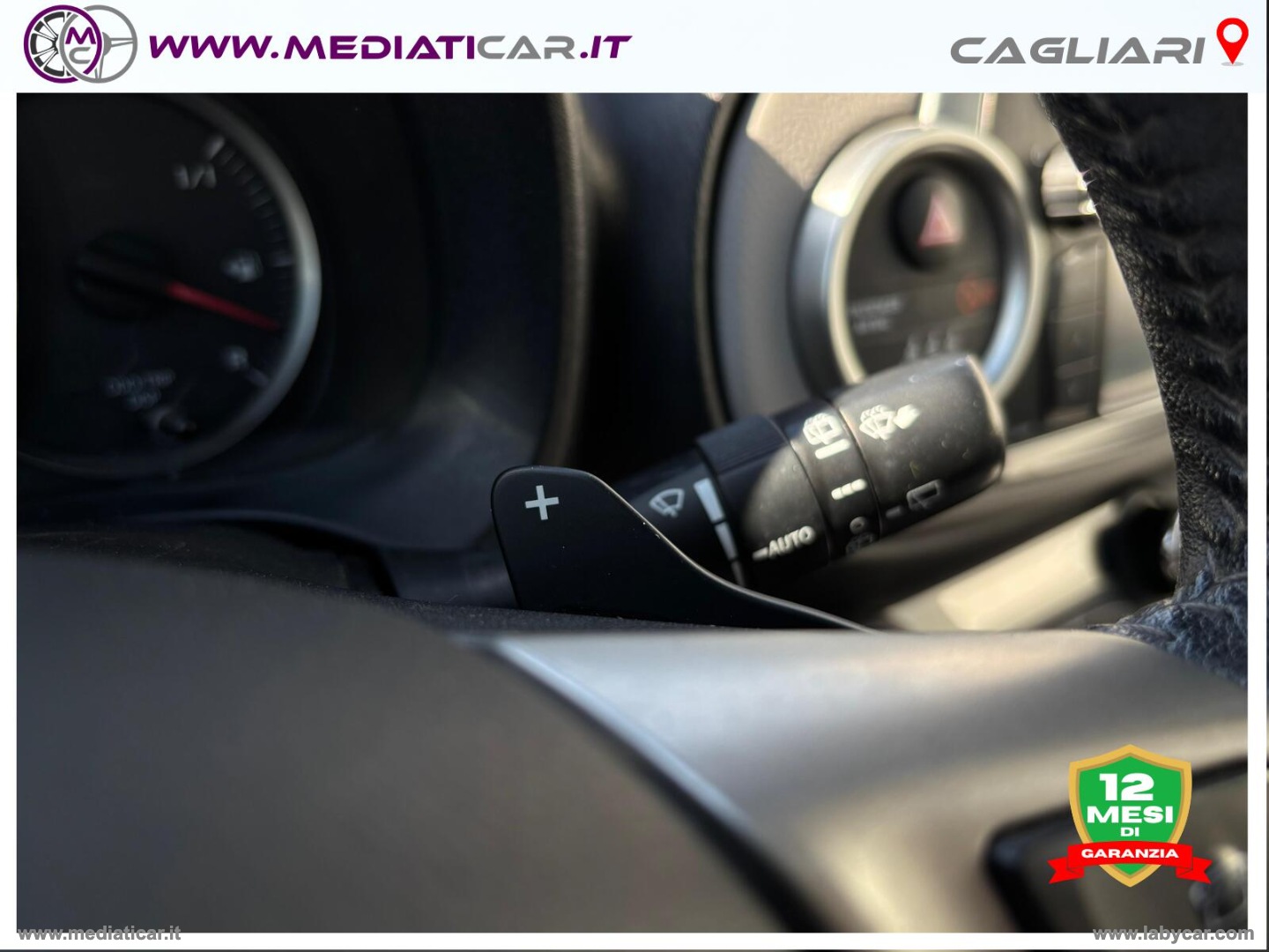 Yaris 1.3 5p. Lounge CVT Stop & Start - immagine 12