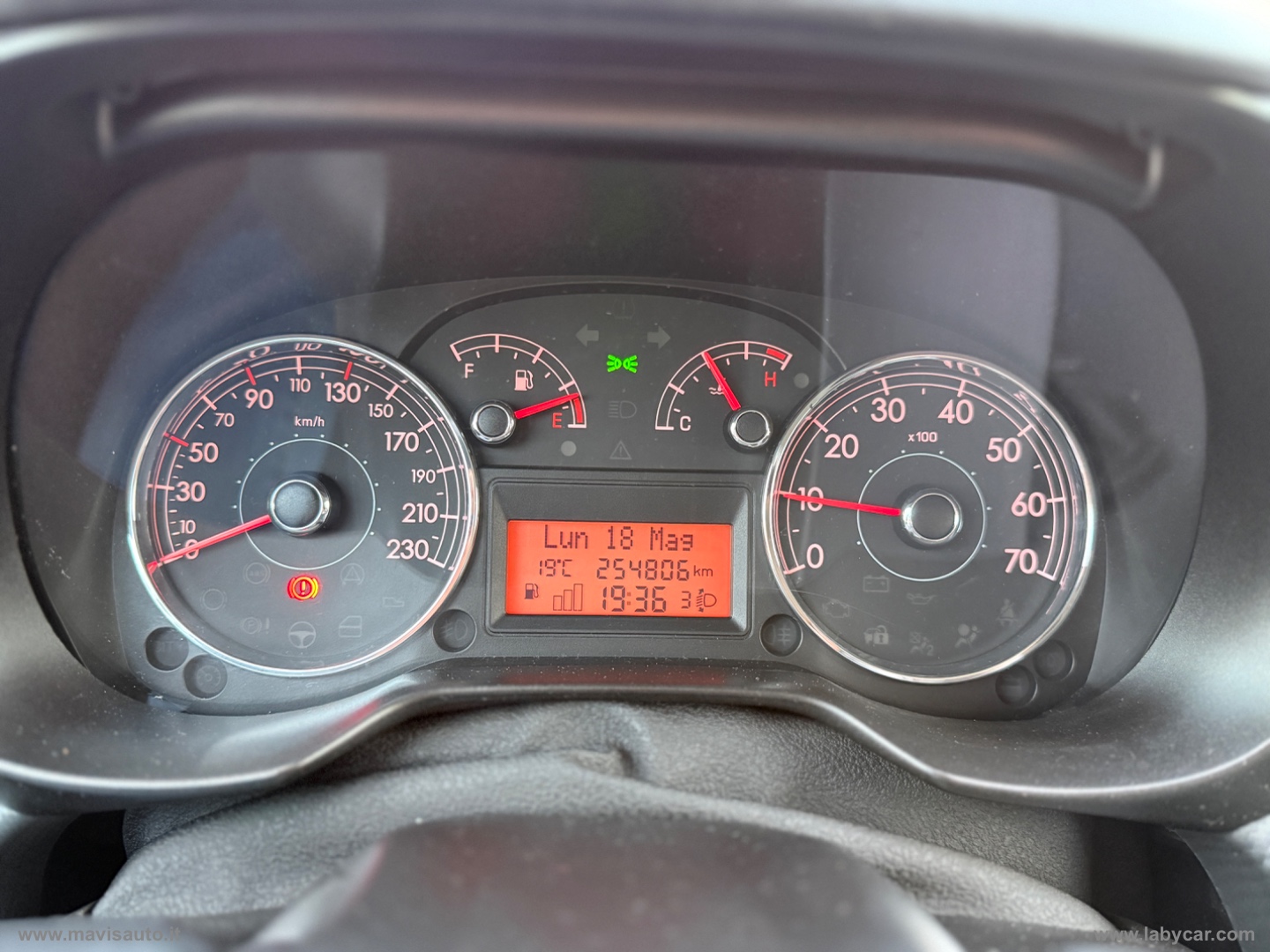 Grande Punto 1.4 77CV 5p. GAS METANO DYNAMIC NATURAL POWER - immagine 12
