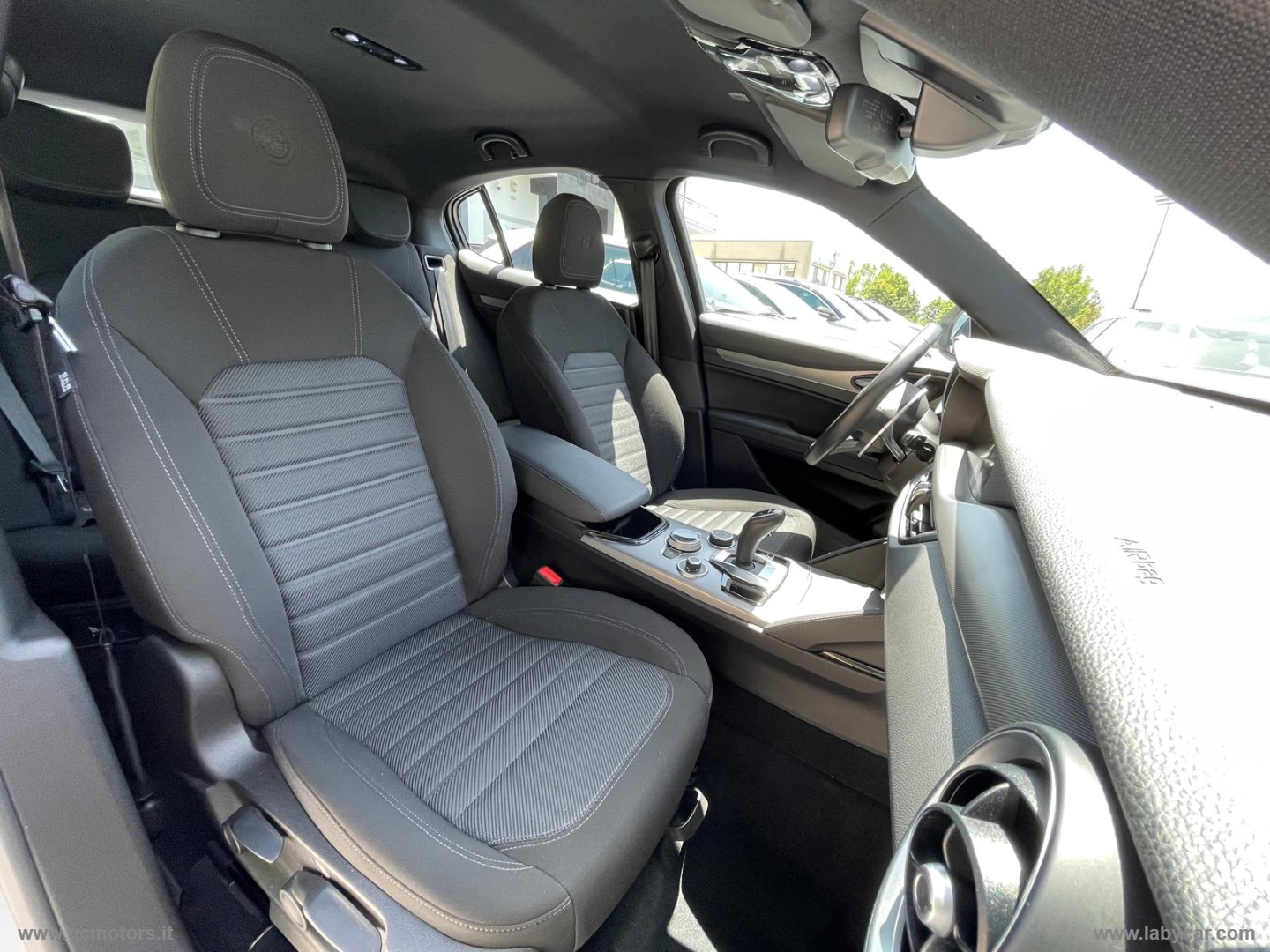 Alfa Romeo Stelvio Stelvio 2.2 T.d. 160CV AT8 RWD Sprint - Immagine 12