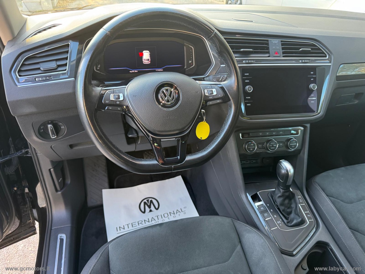 Volkswagen Tiguan 2.0 TDI DSG Advanced BMT - Immagine 12