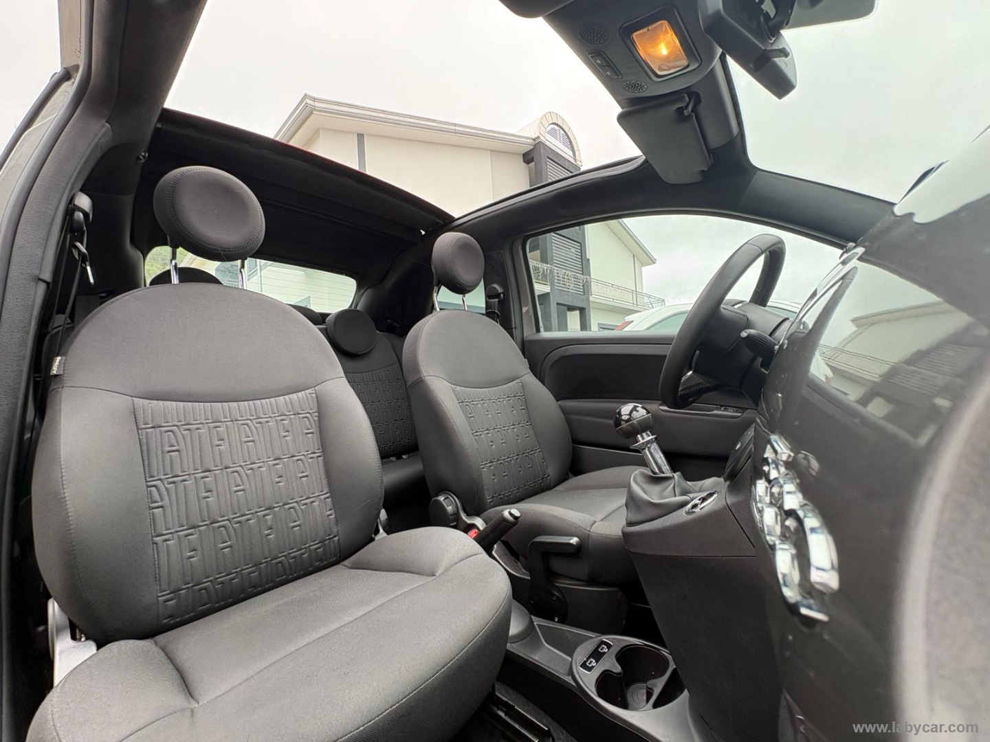 500 C 1.0 Hybrid Dolcevita - immagine 12