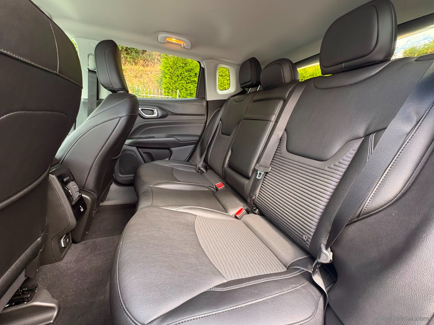 Jeep Compass 1.3 T4 2WD Limited - Immagine 12
