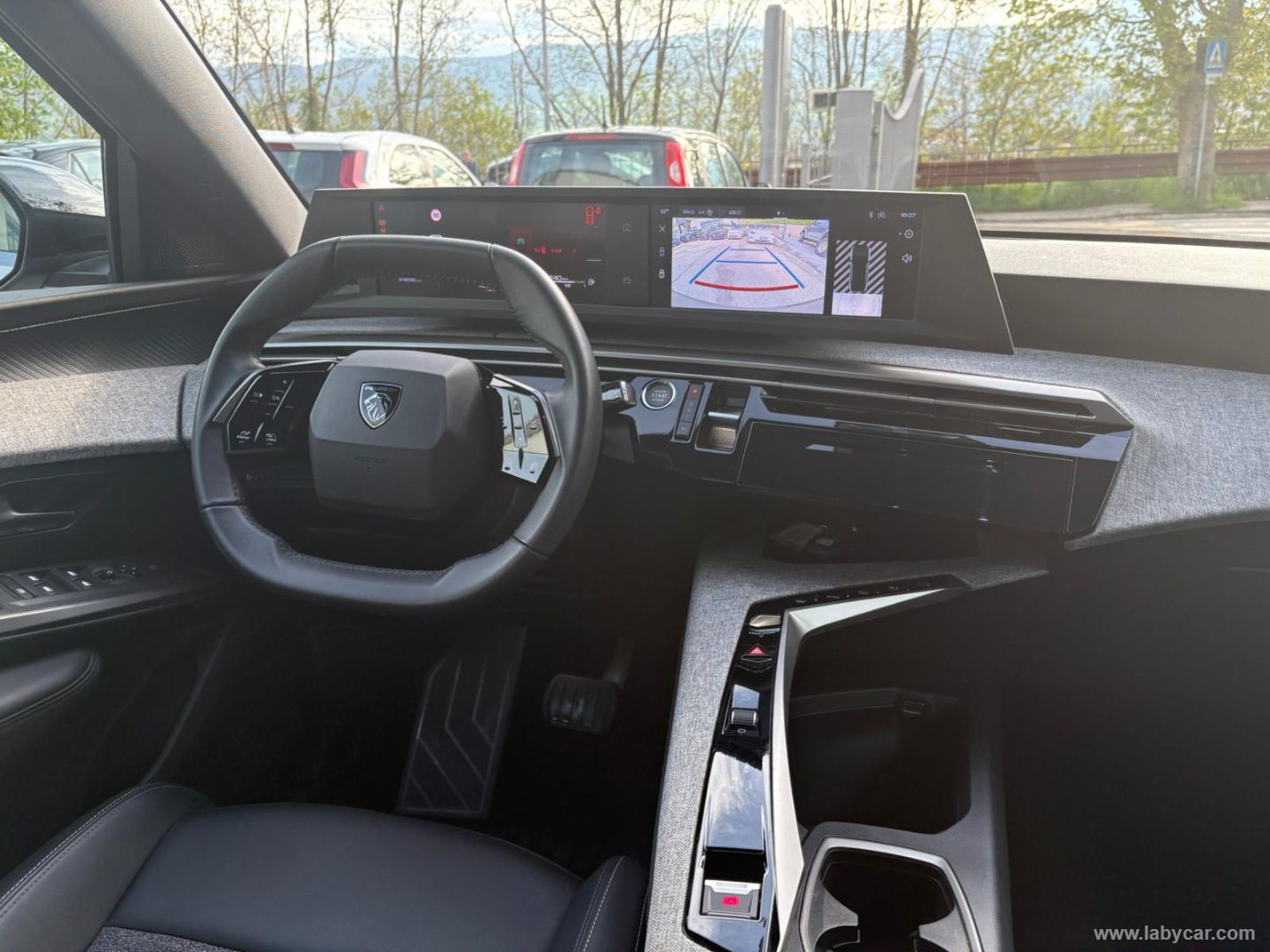 3008 Hybrid 136 e-DCS6 Allure - immagine 12