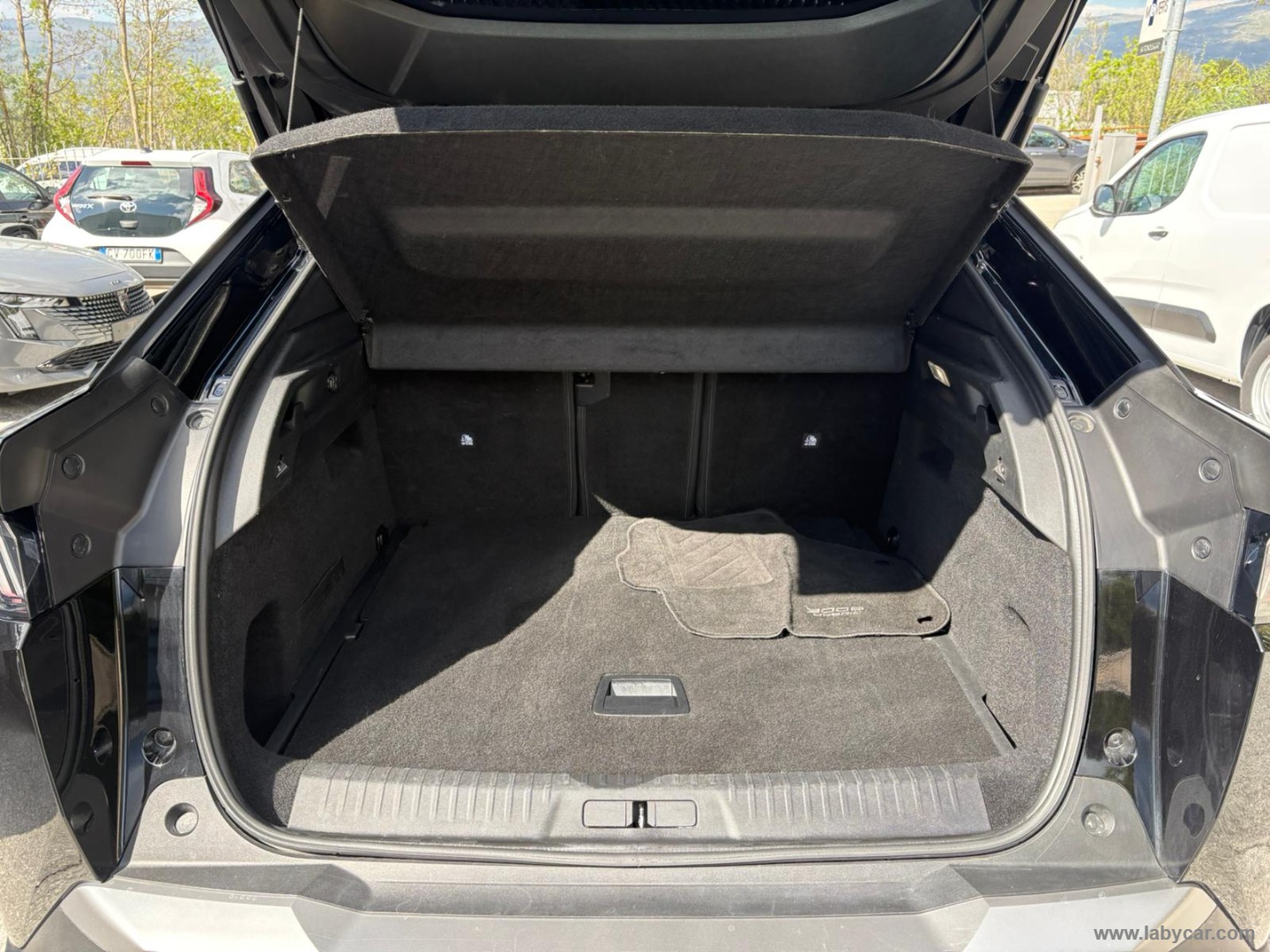 3008 Hybrid 136 e-DCS6 Allure - immagine 12