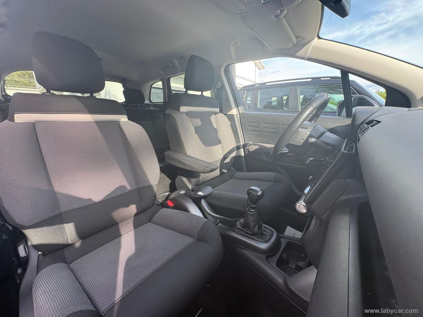 Citroën C3 Aircross BlueHDi 100 S&S Feel - Immagine 12
