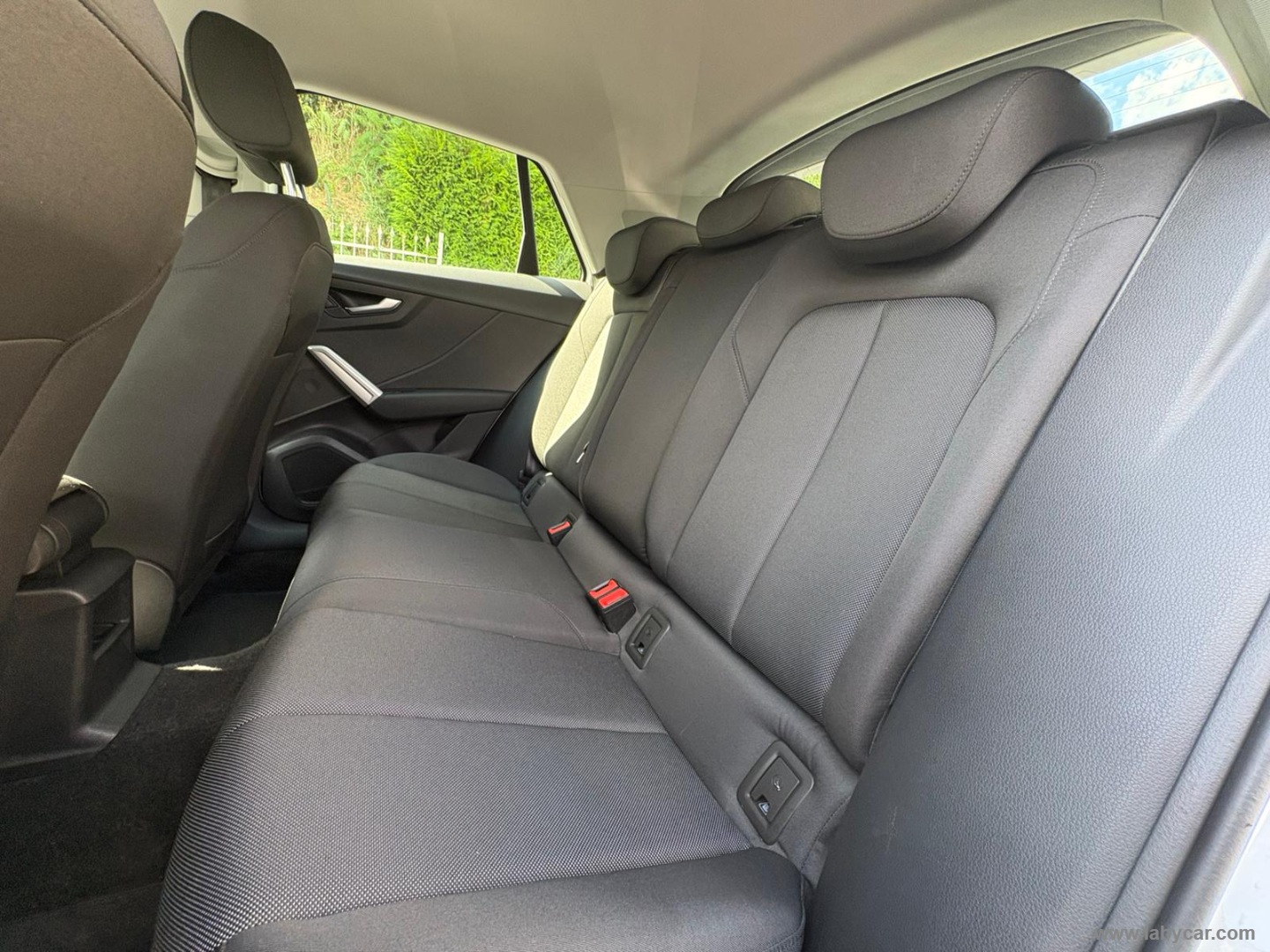Audi Q2 35 TDI quattro S tronic Admired - Immagine 12