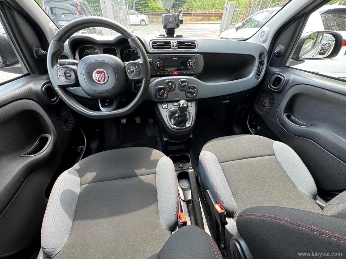 Fiat Panda 1.0 FireFly S&S Hybrid - Immagine 12