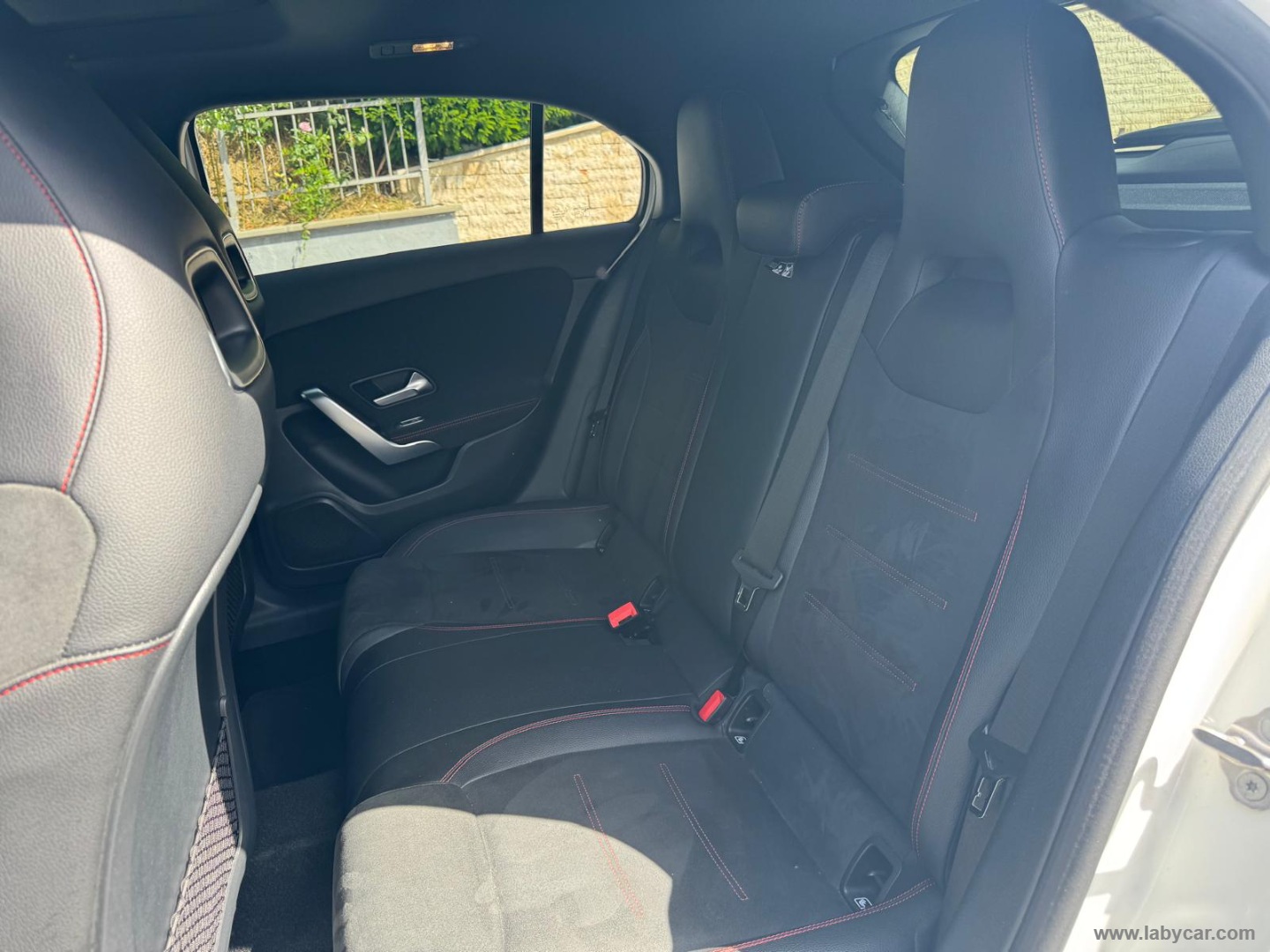 Mercedes-Benz Classe A A 250 e Automatic Plug-in hybrid Premium - Immagine 12
