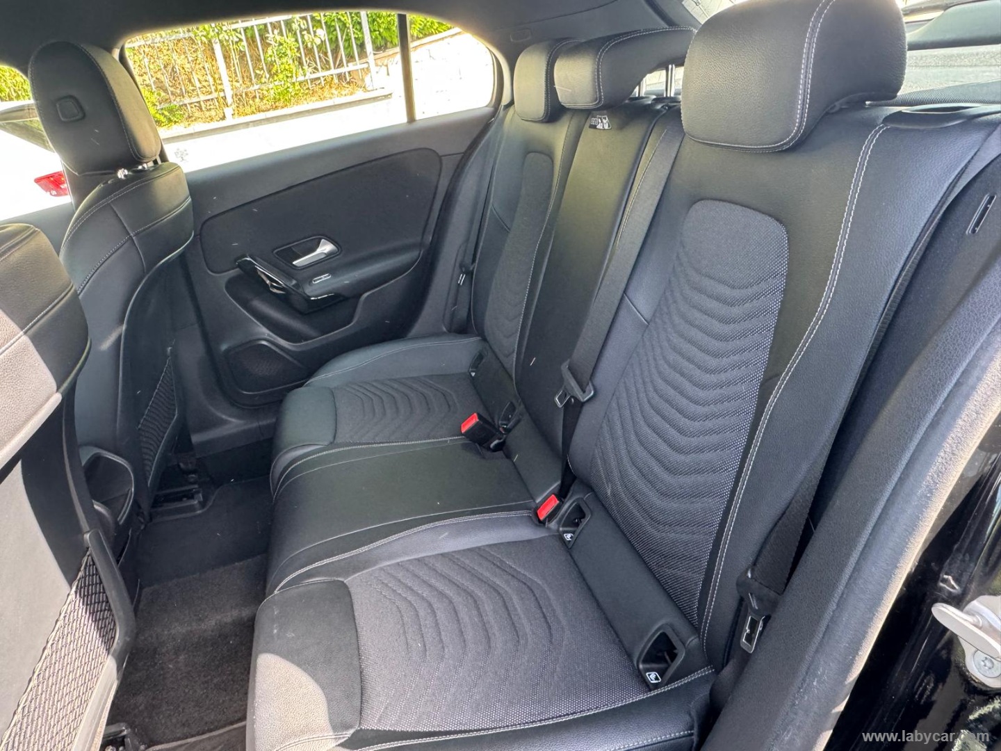 Mercedes-Benz Classe A A 180 d Automatic Business - Immagine 12