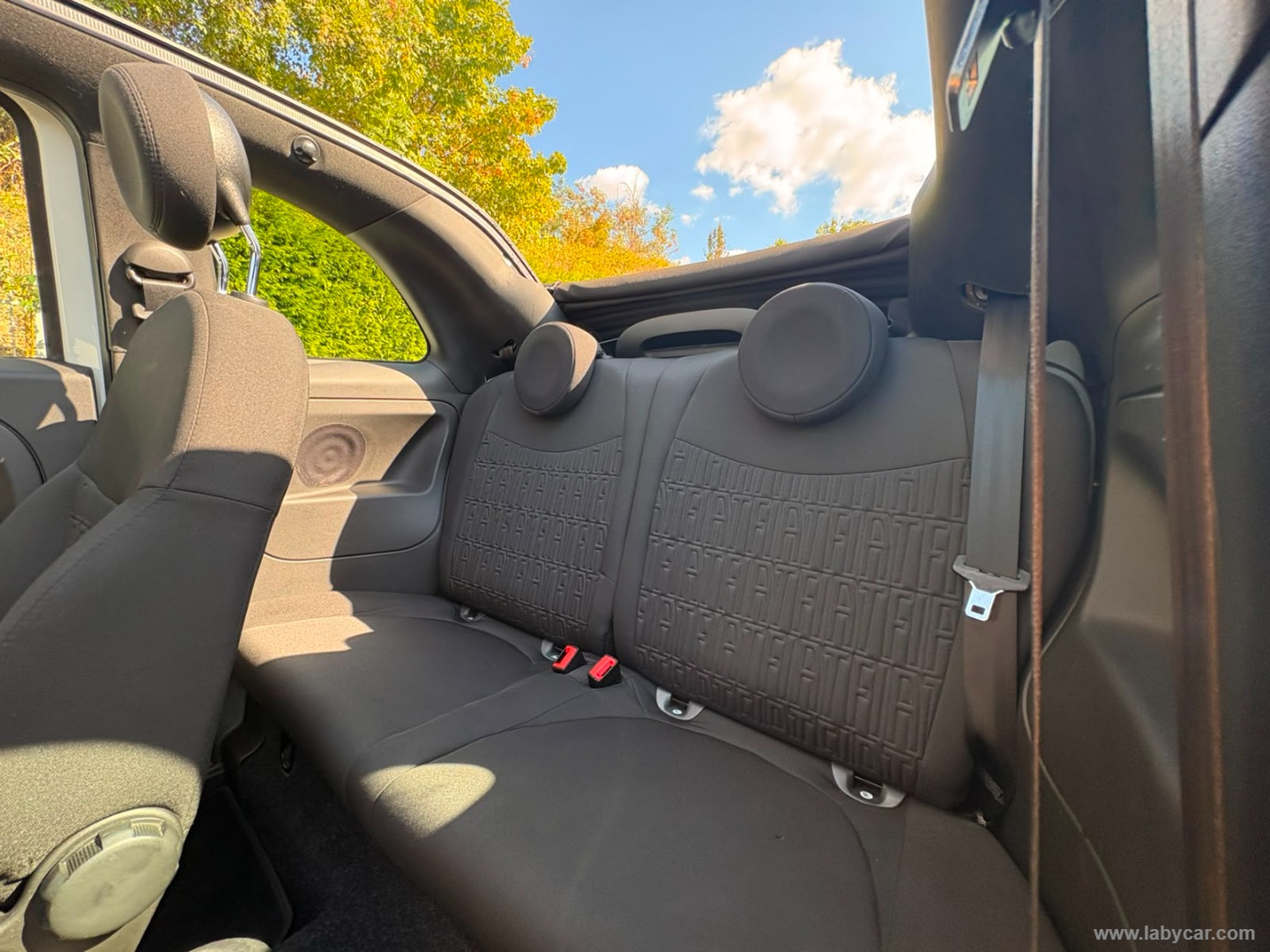 Fiat 500 C 1.0 Hybrid Dolcevita - Immagine 12