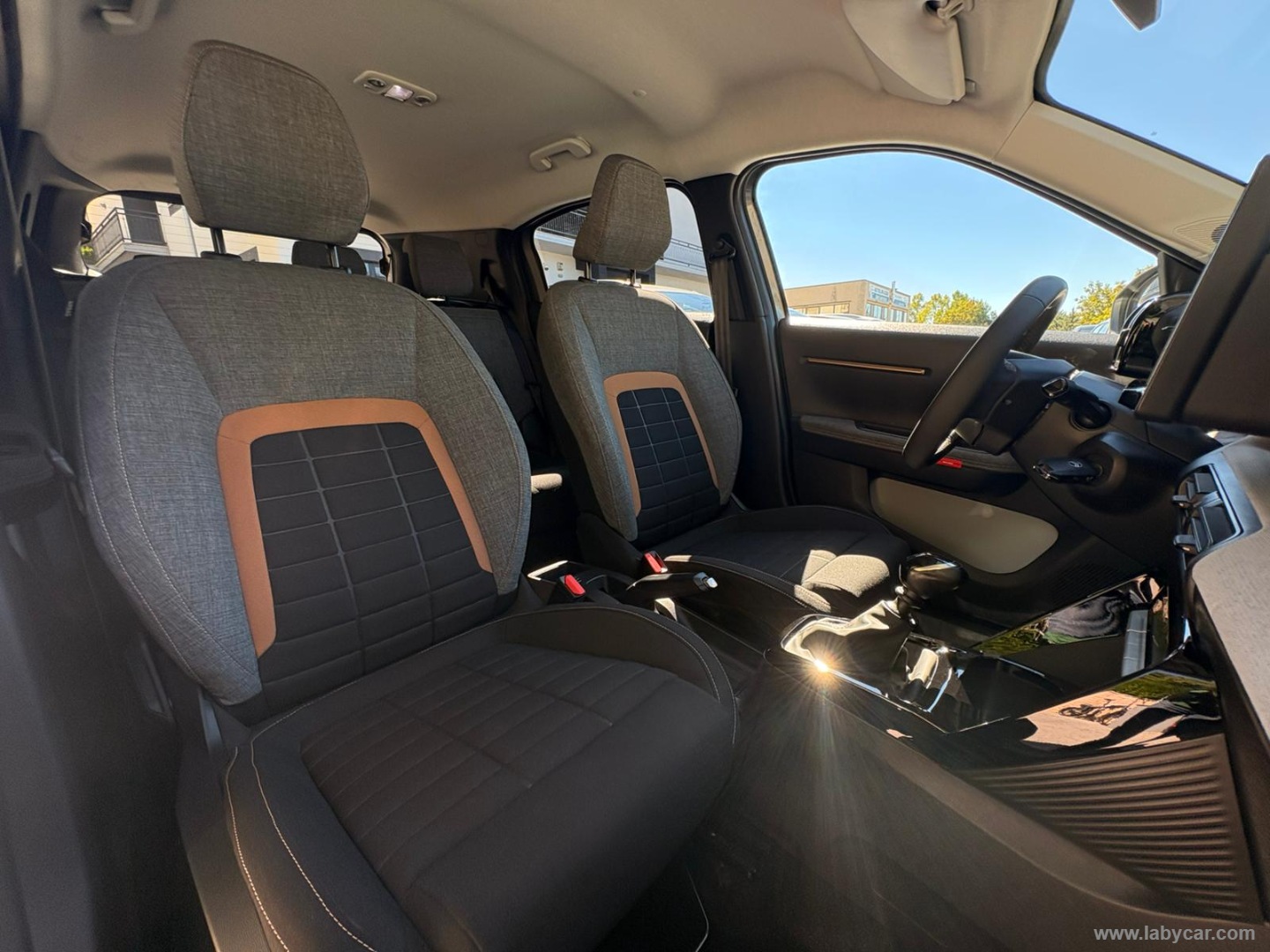 Citroën C3 Aircross PureTech Turbo 100 Plus - Immagine 12