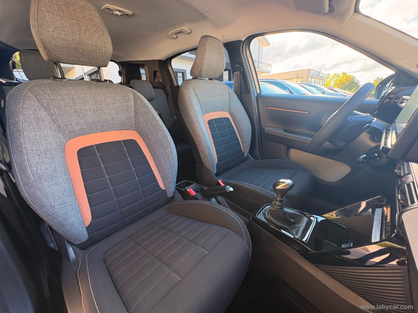 Citroën C3 Aircross PureTech Turbo 100 Plus - Immagine 12