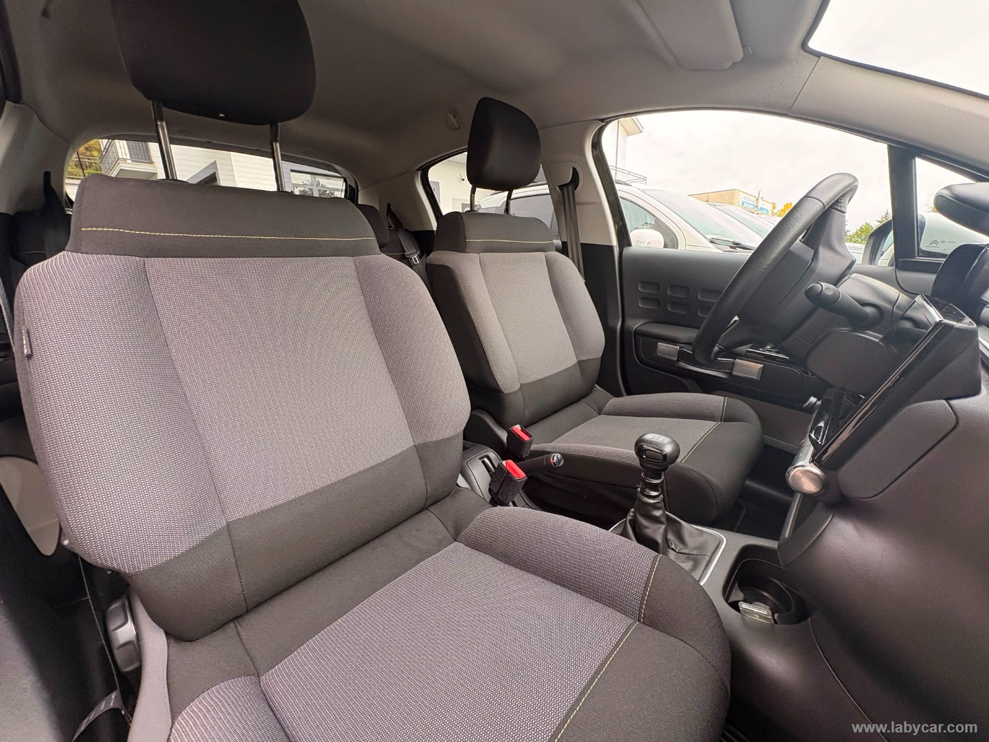 Citroën C3 PureTech 110 S&S Shine - Immagine 12