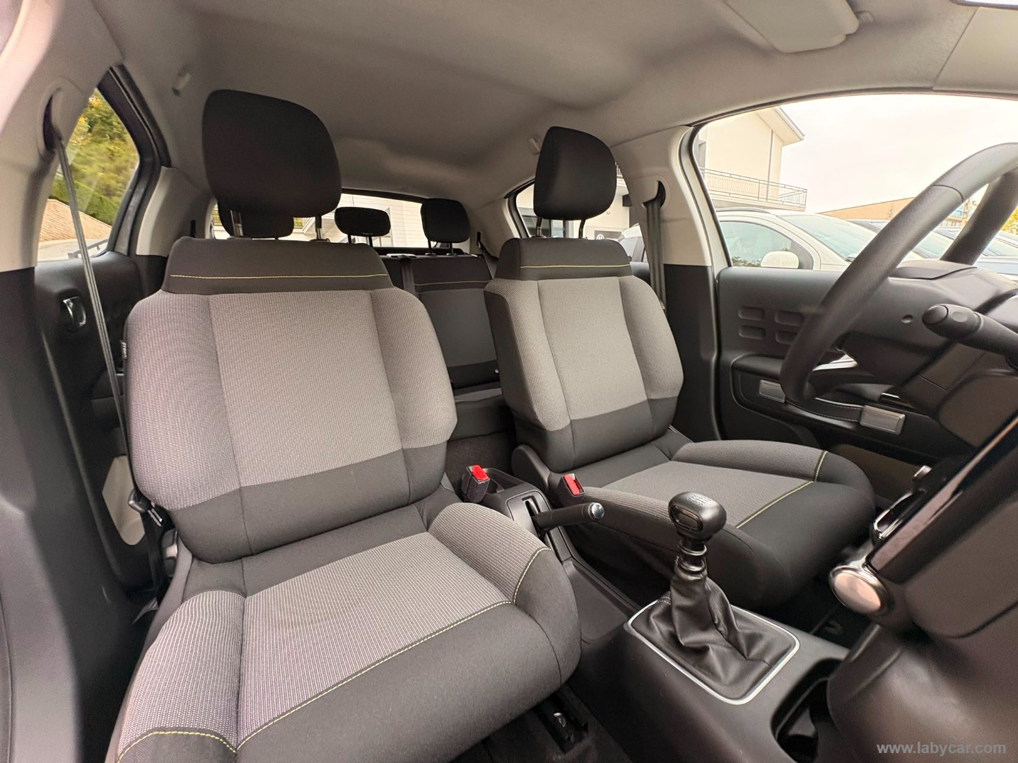 Citroën C3 PureTech 110 S&S Shine - Immagine 12