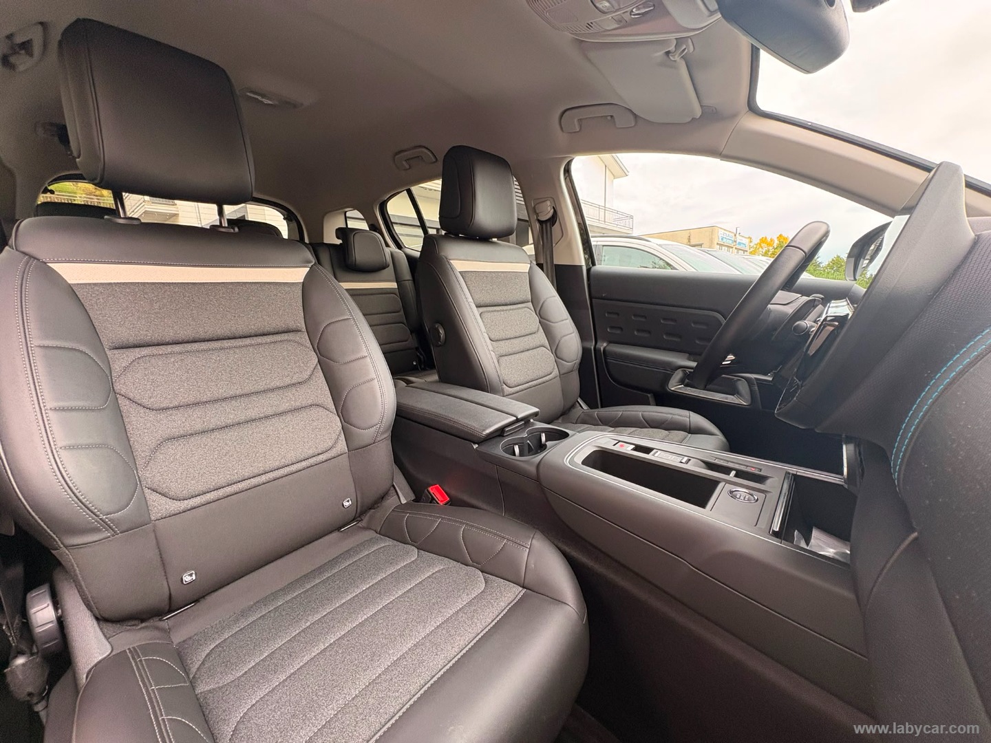 Citroën C5 Aircross Hybrid 145 e-DCS6 Max - Immagine 12