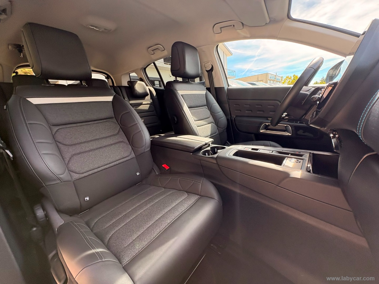 Citroën C5 Aircross Hybrid 145 e-DCS6 Max - Immagine 12