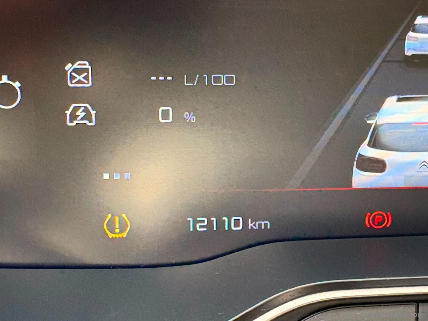 Citroën C5 Aircross Hybrid 145 e-DCS6 Max - Immagine 12