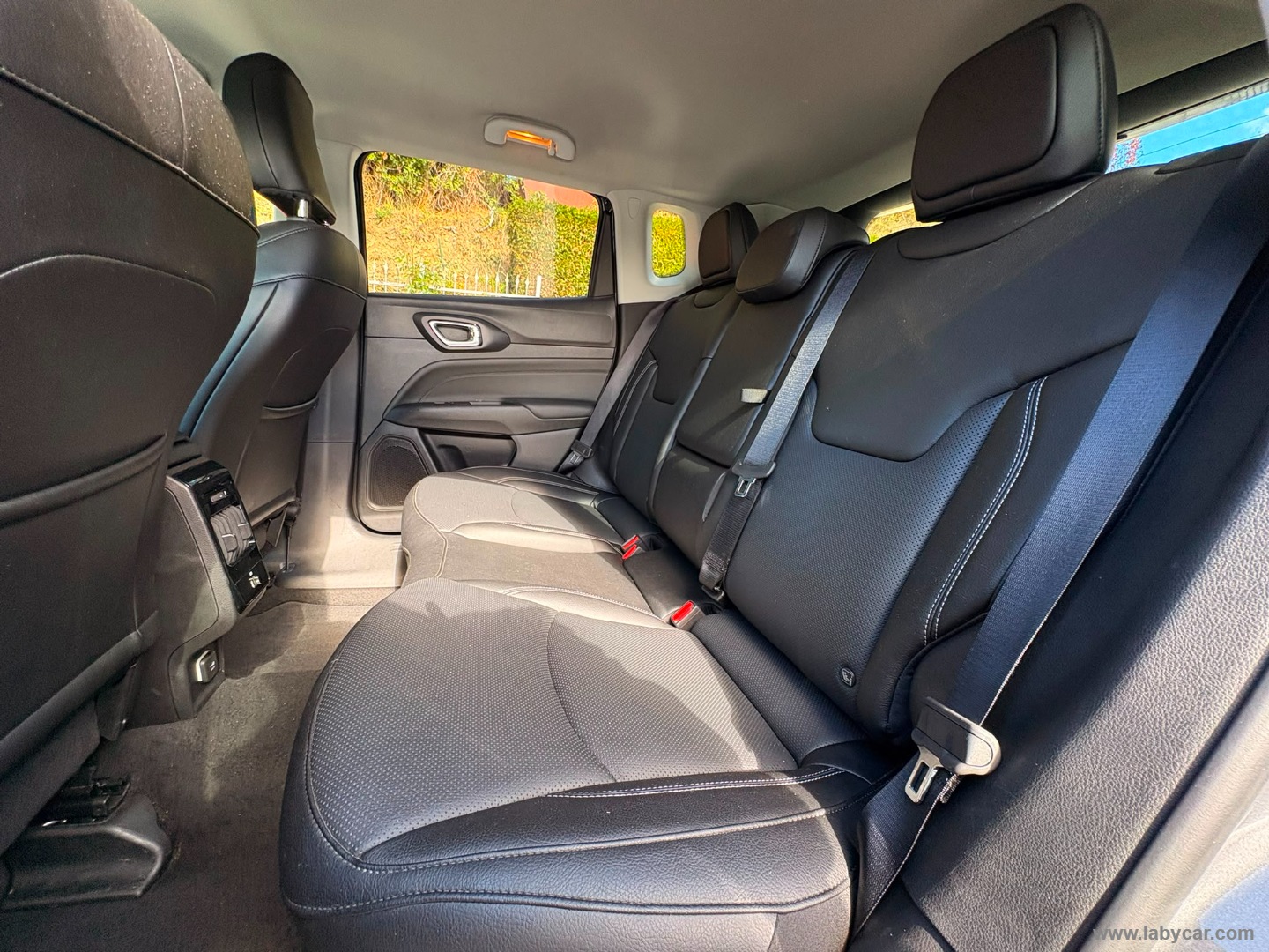 Jeep Compass 1.5 T4 130CV MHEV 2WD Summit - Immagine 12