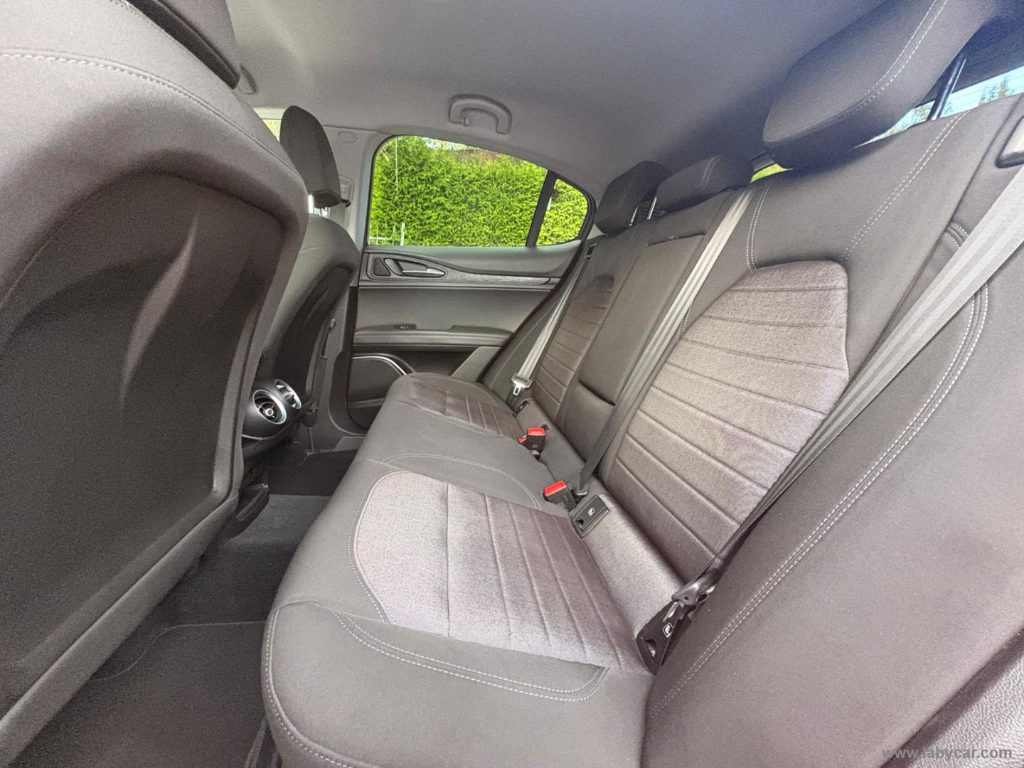 Alfa Romeo Stelvio 2.2 T.diesel 160CV AT8 RWD Sp-T. - Immagine 12