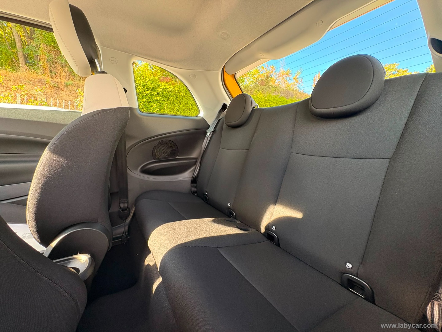 Fiat 500 Berlina Hybrid Pop - Immagine 12