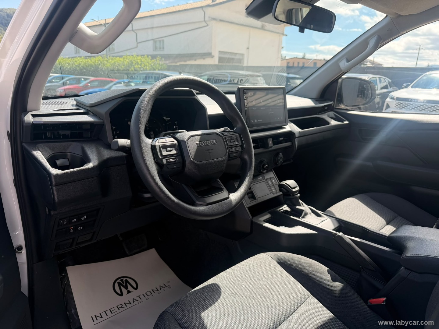 Toyota Hilux 2.8 D-4D 48V A/T 4WD DC Hilux - Immagine 12