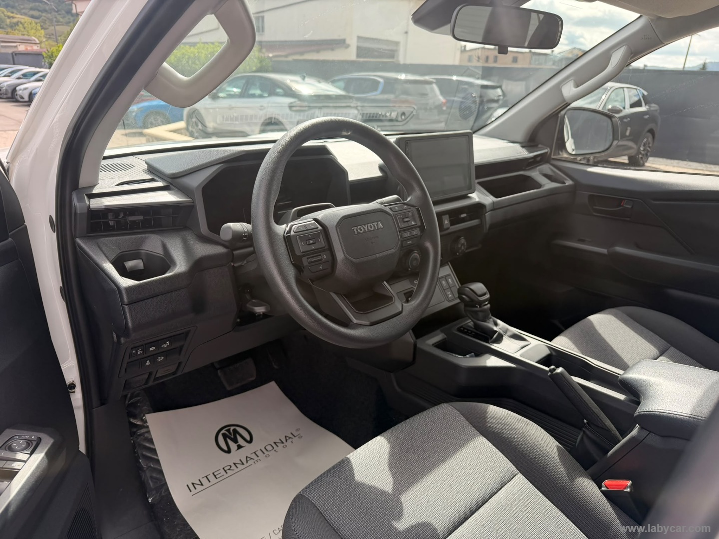 Toyota Hilux 2.8 D-4D 48V A/T 4WD DC Hilux - Immagine 12