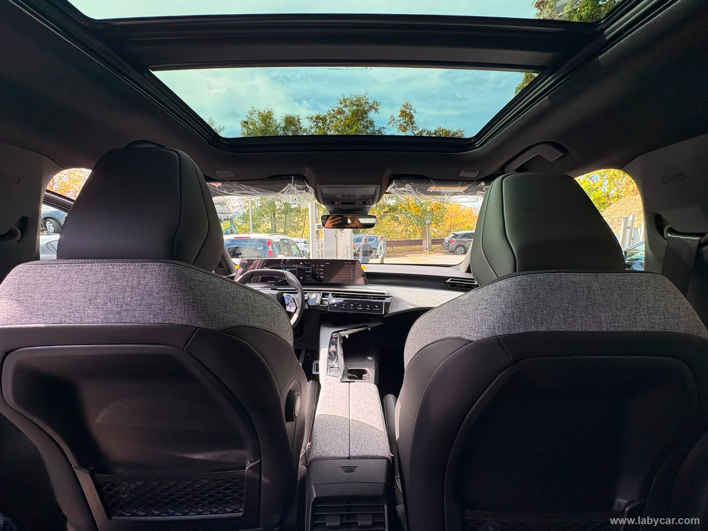 Peugeot 3008 Hybrid 145 e-DCS6 GT - Immagine 12
