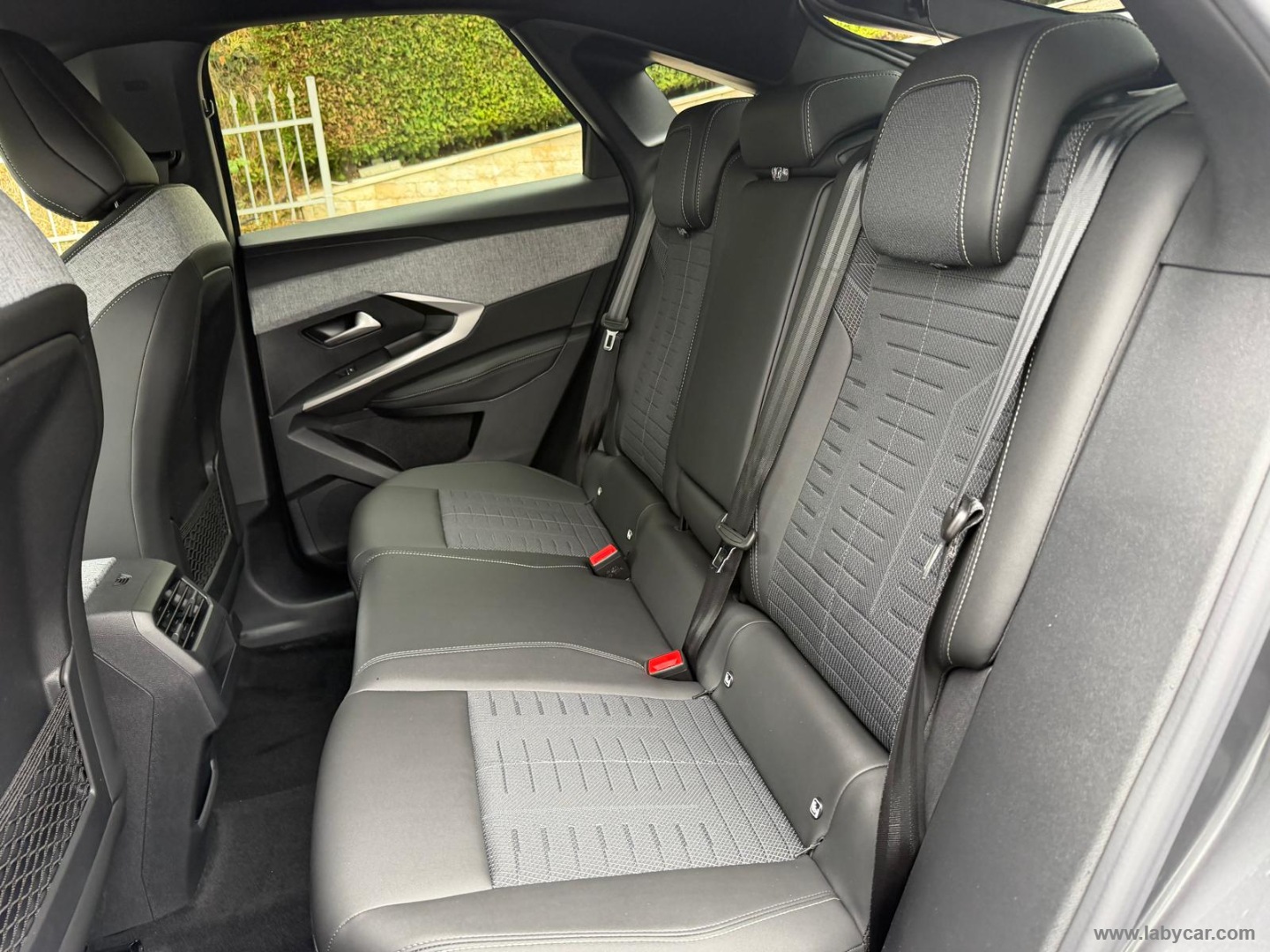 3008 Hybrid 145 e-DCS6 GT - immagine 12
